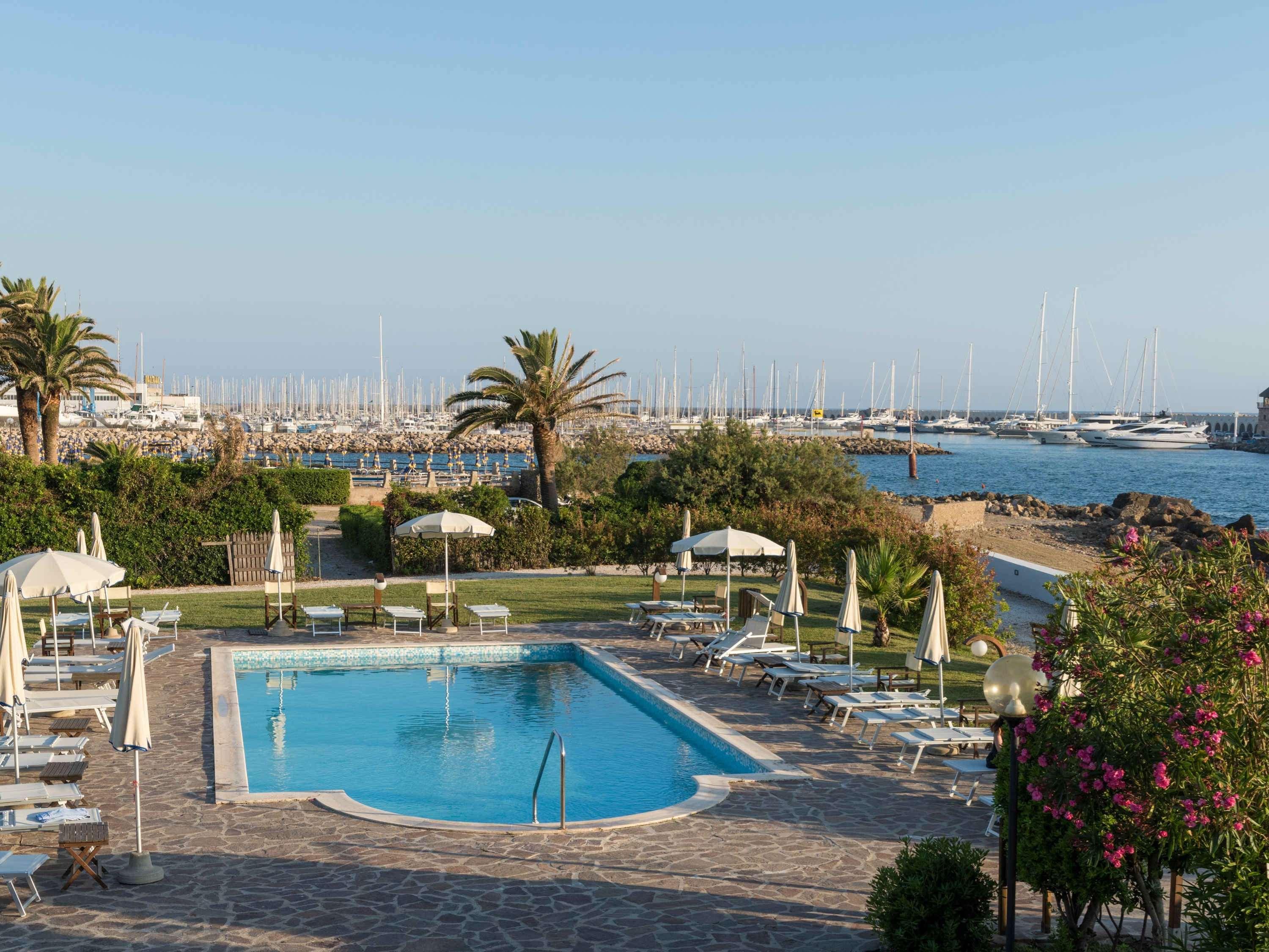 Sunbay Park Hotel Civitavecchia Luaran gambar