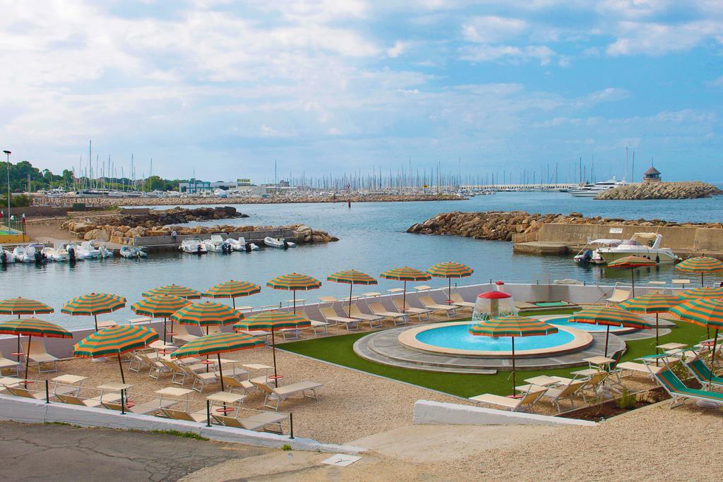 Sunbay Park Hotel Civitavecchia Luaran gambar