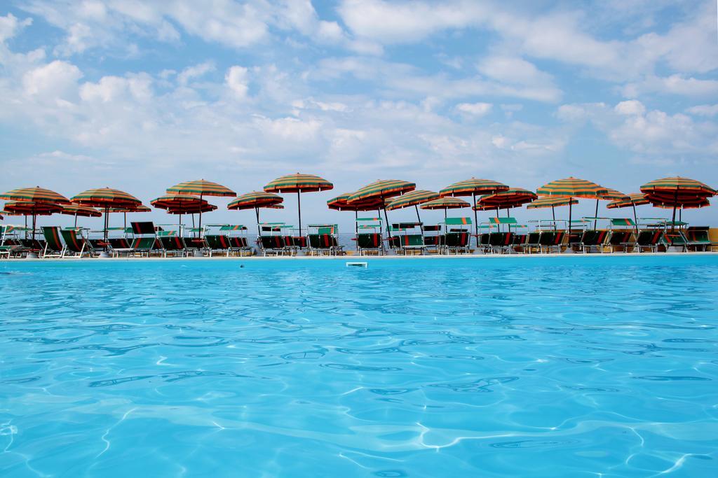 Sunbay Park Hotel Civitavecchia Luaran gambar