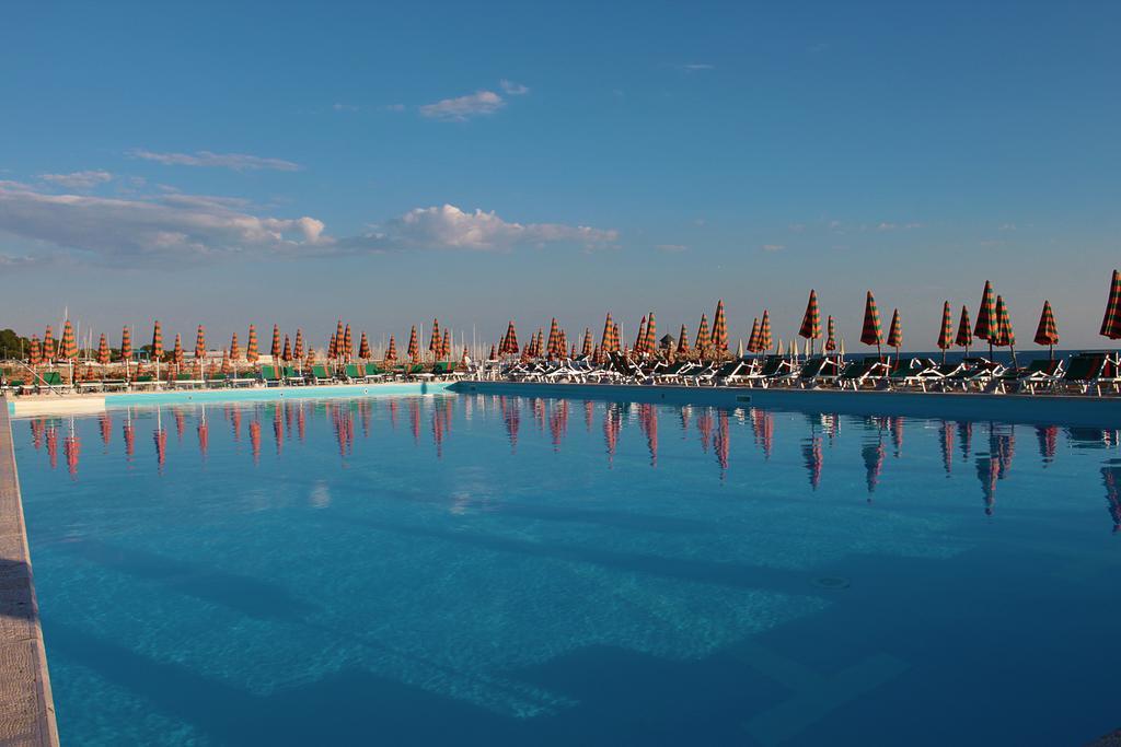Sunbay Park Hotel Civitavecchia Luaran gambar